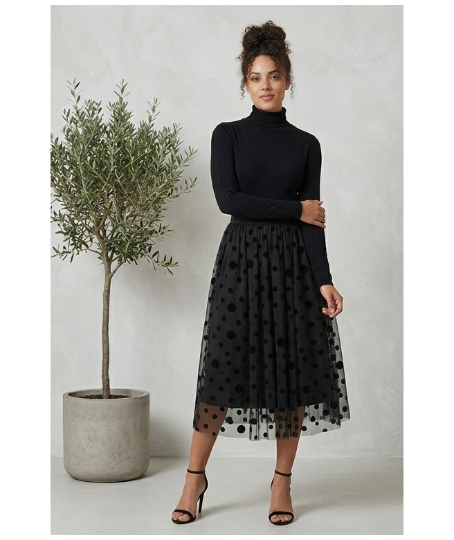 Fusta midi neagra din tulle...