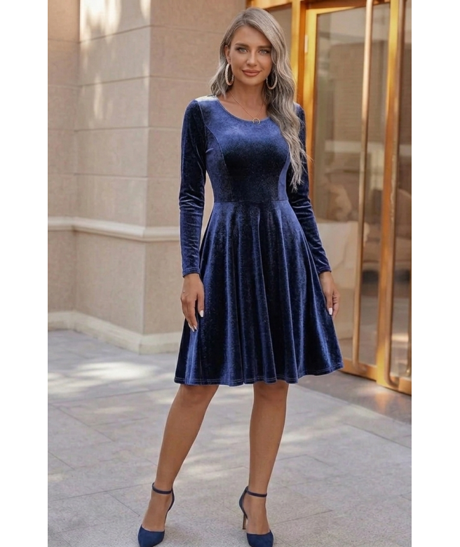 Rochie scurta din catifea...