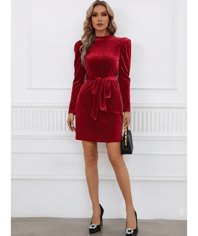 Rochie din catifea rosie cu...